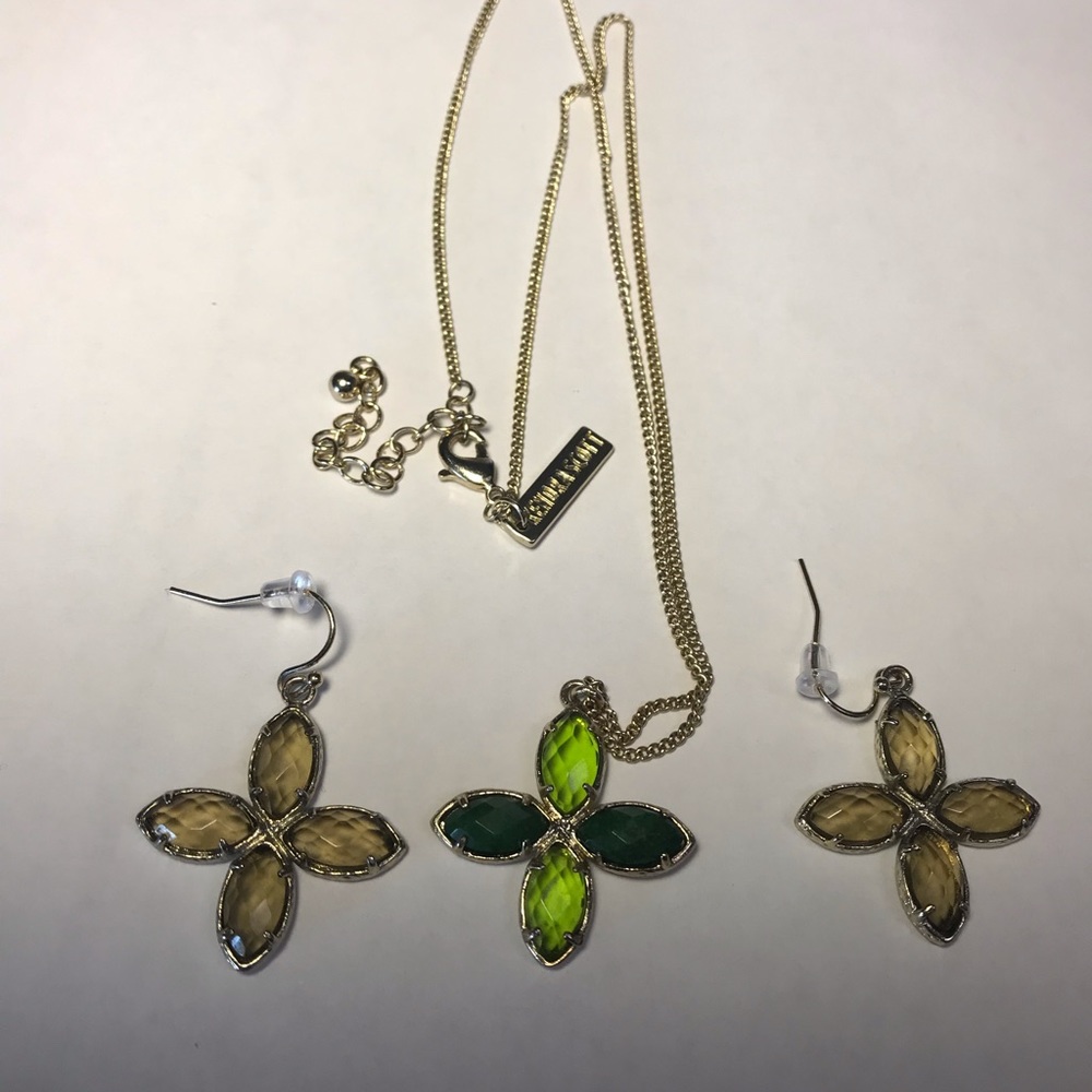 Kendra SCOTT earring and necklace set